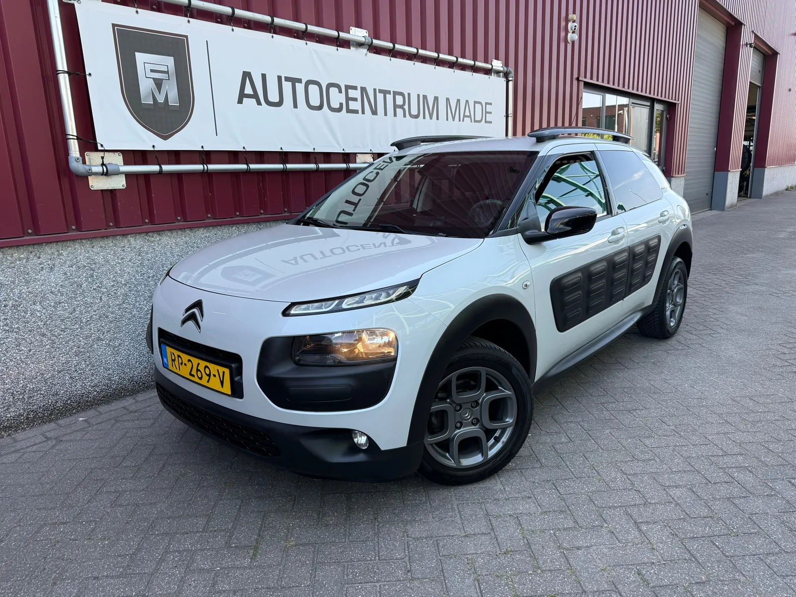 Citroën C4 Cactus (2018) — foto 1