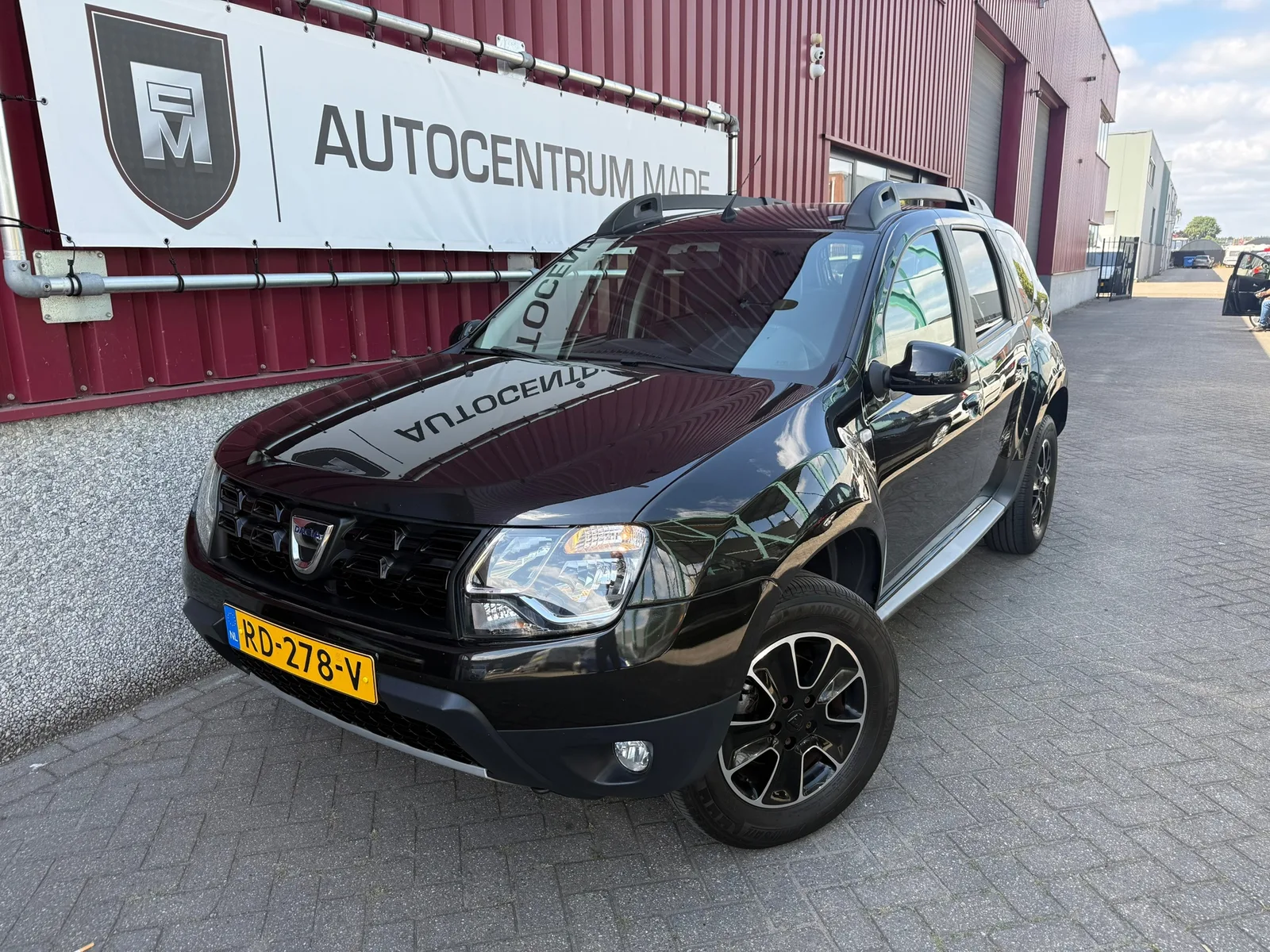 Dacia Duster (2017) — foto 1