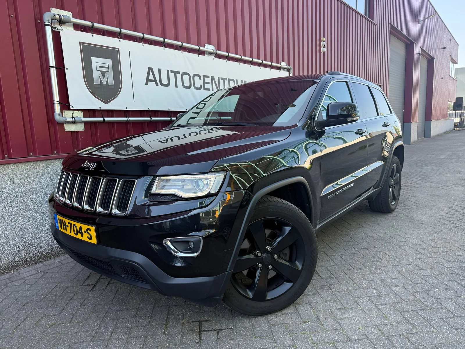 Jeep Grand Cherokee (2014) — foto 1