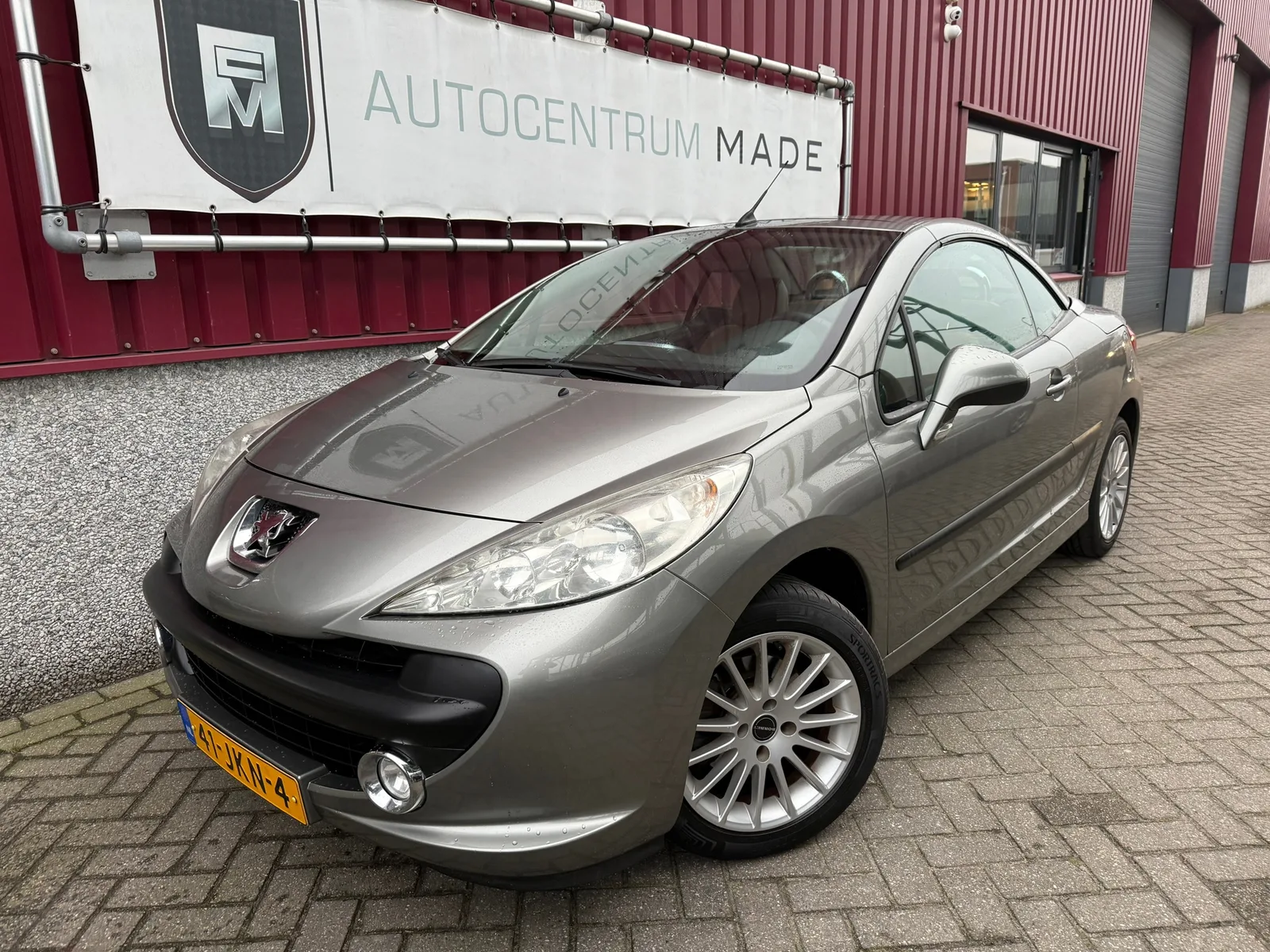 Peugeot 207 (2009) — foto 1