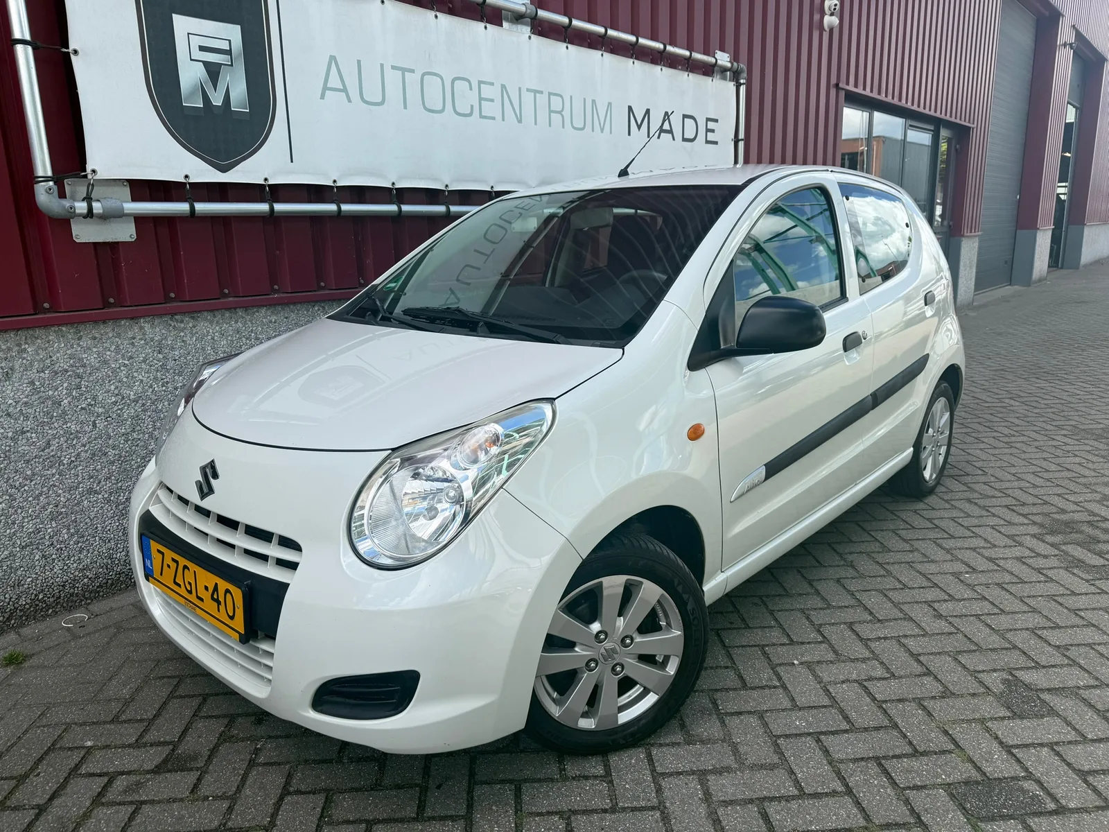 Suzuki Alto (2015) — foto 1