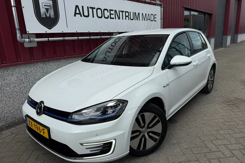Volkswagen E-Golf (2019)
