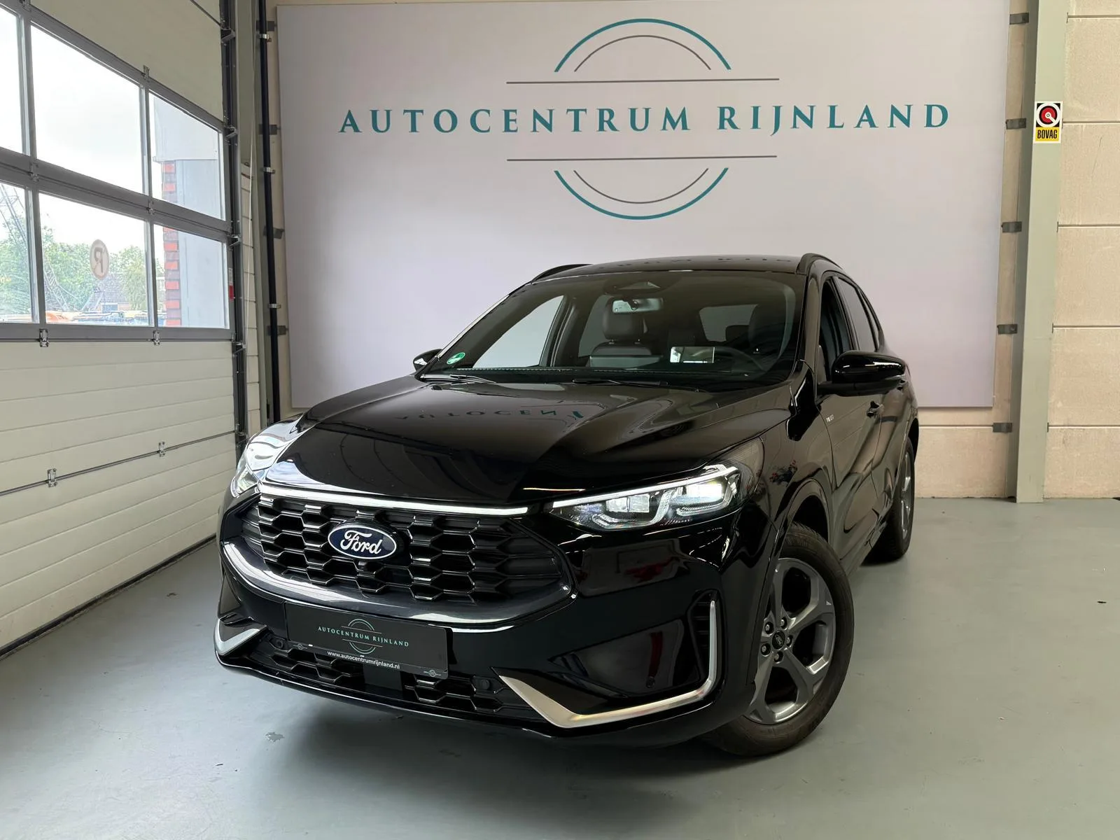 Ford Kuga (2025) — foto 1