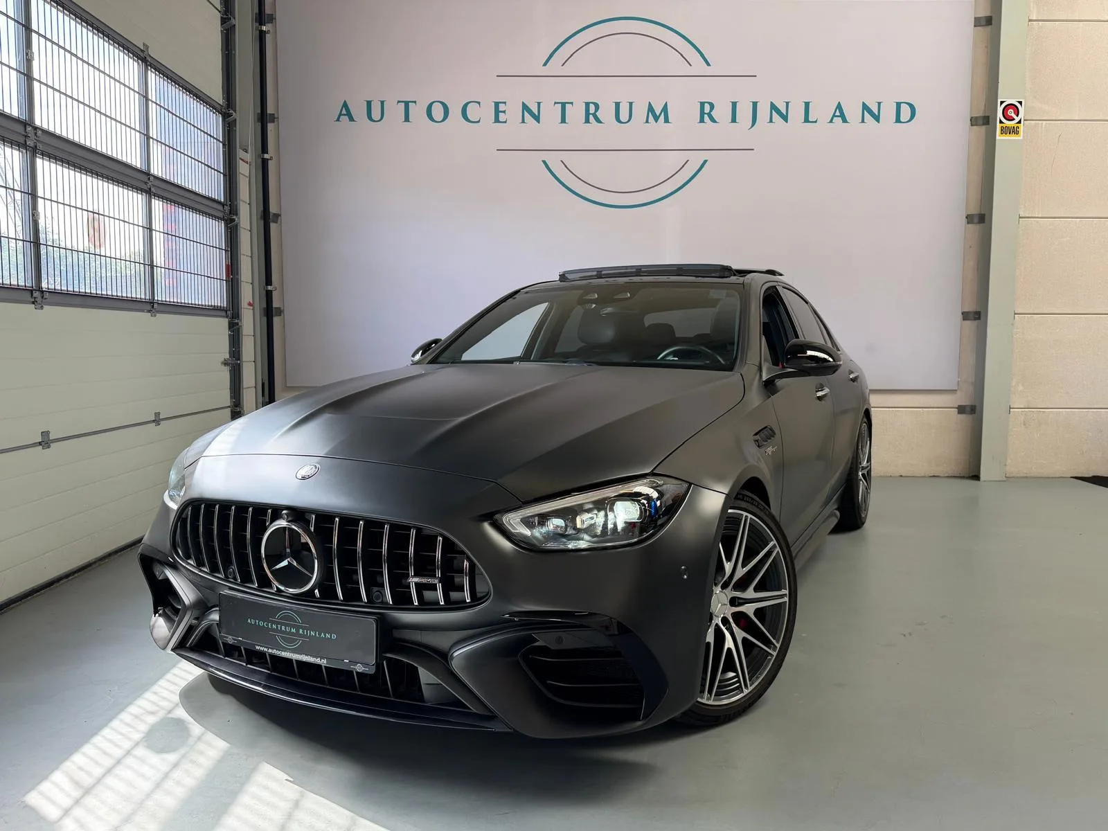Mercedes-Benz C-Klasse (2023) — foto 1