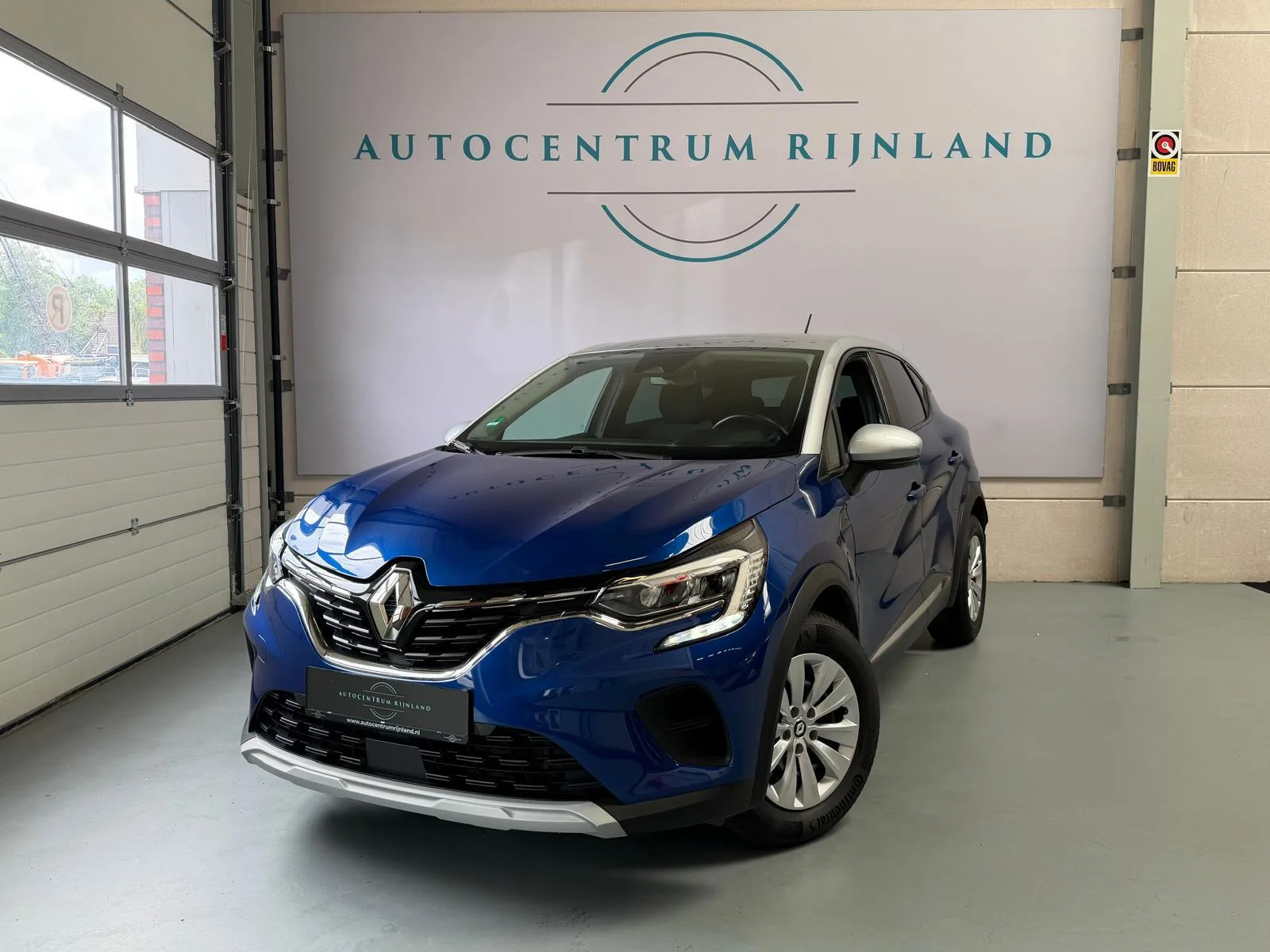Renault Captur (2021) — foto 1