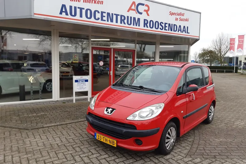 Peugeot 1007 (2006)