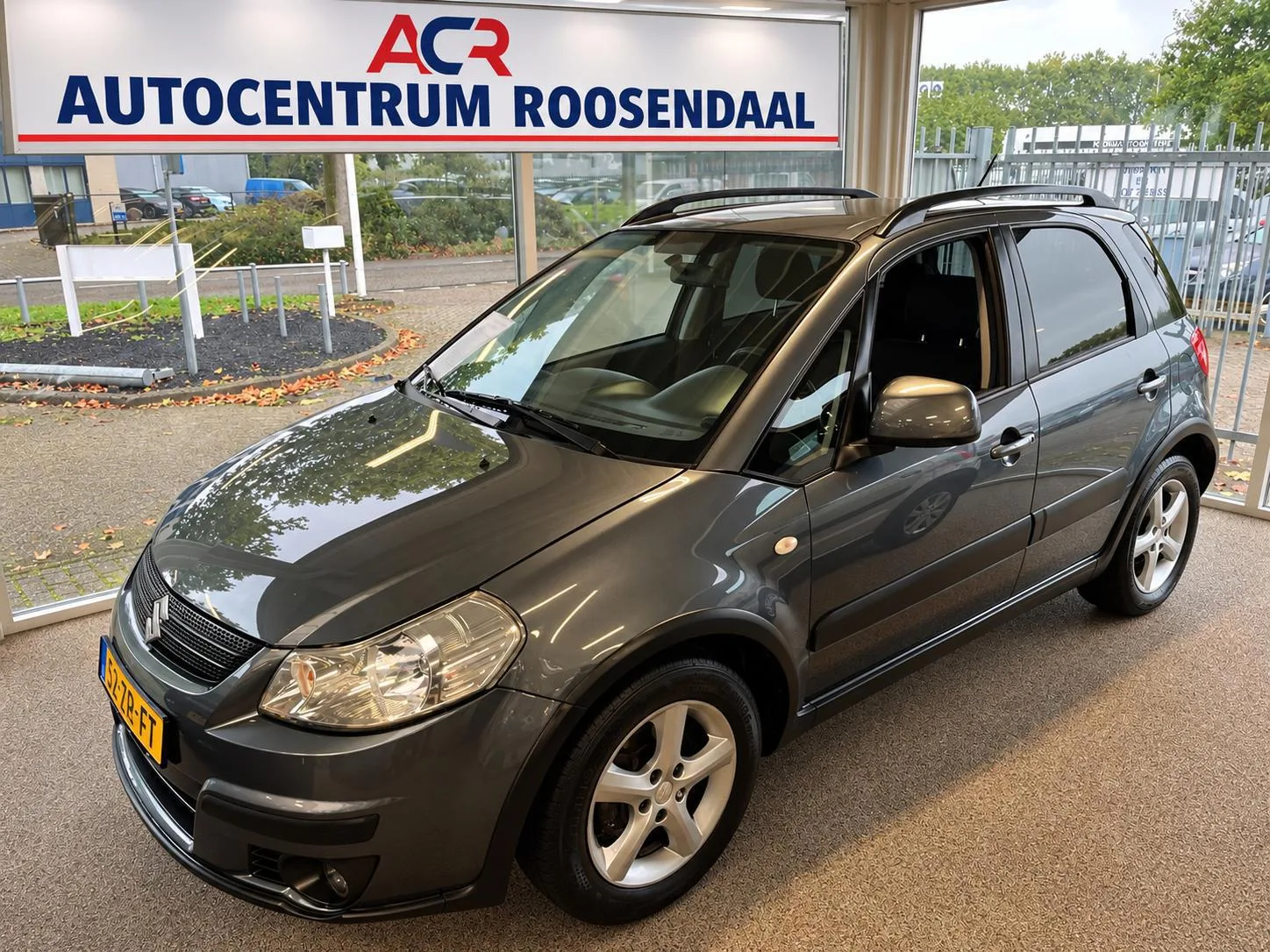 Suzuki SX4 (2008) — foto 1