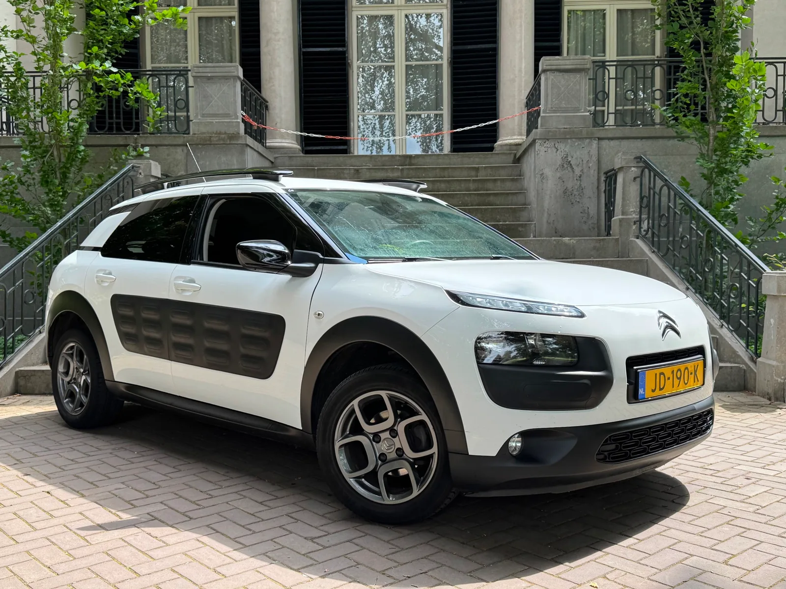 Citroën C4 Cactus (2016) — foto 1