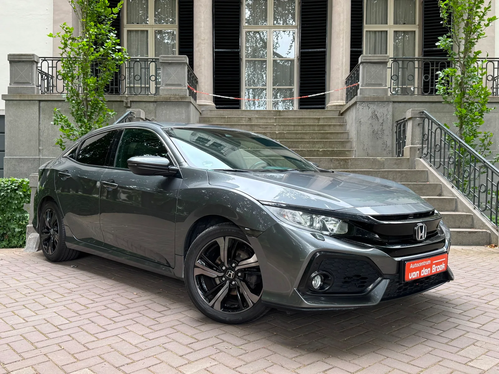 Honda Civic (2017) — foto 1