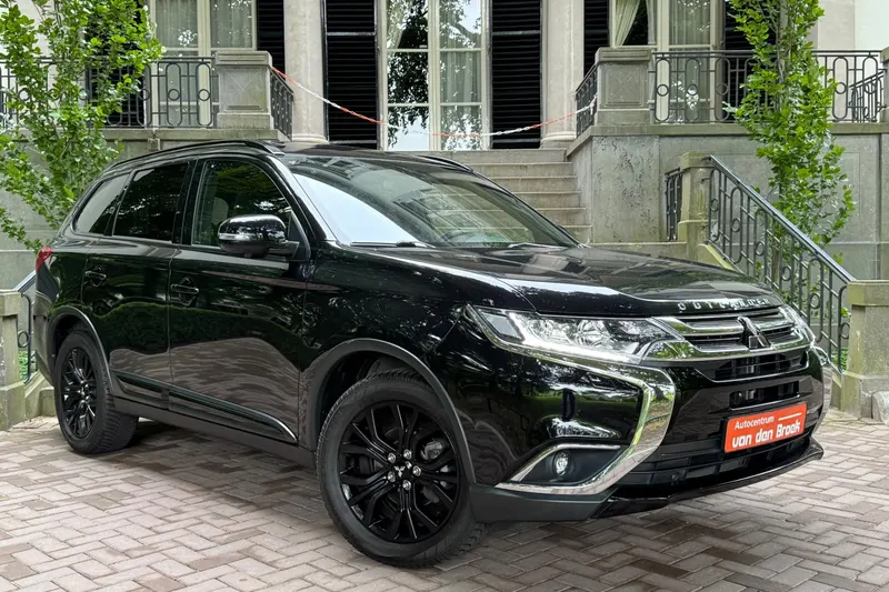 Mitsubishi Outlander (2018)