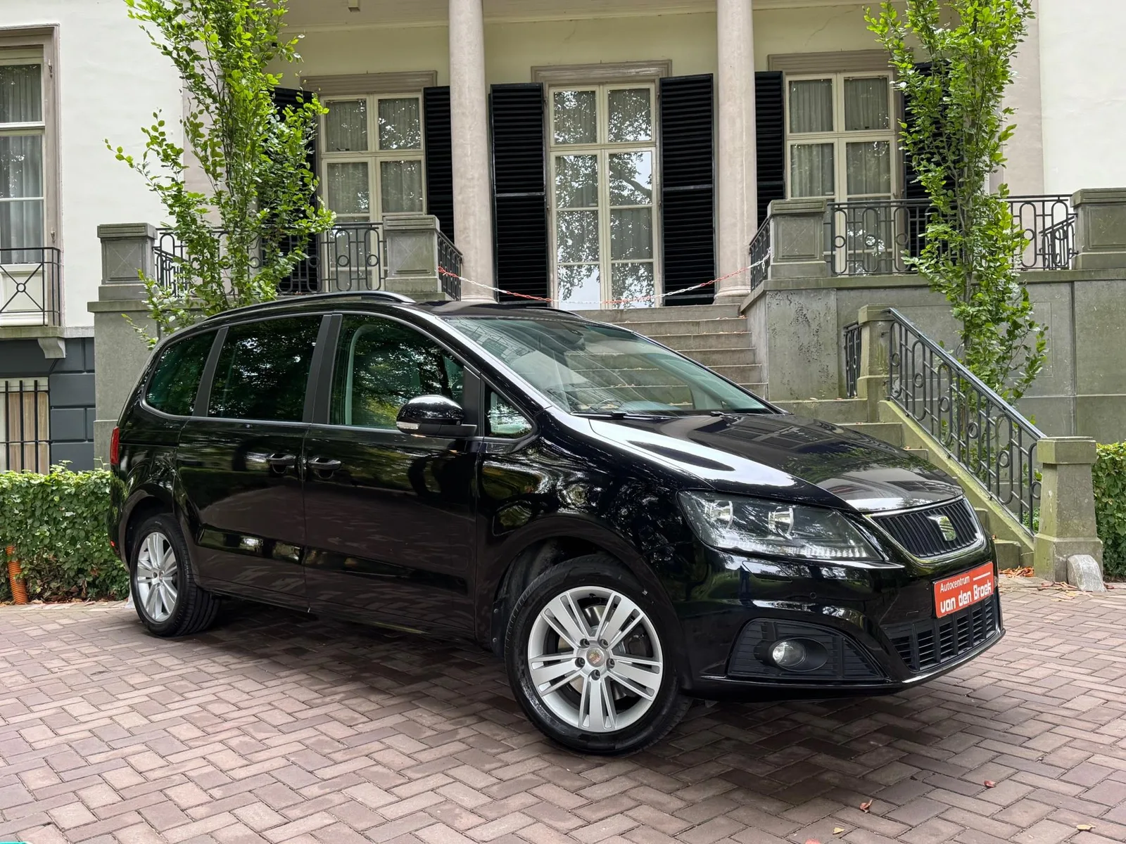 SEAT Alhambra (2013) — foto 1