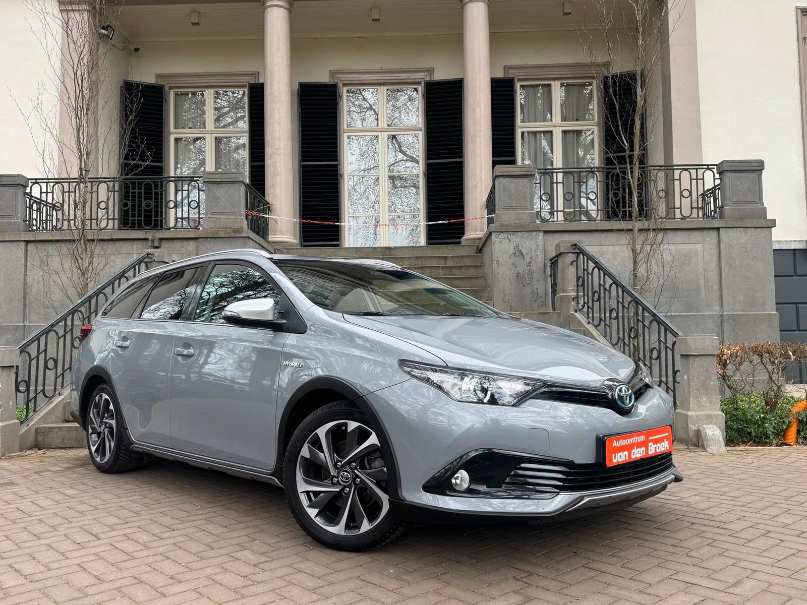 Toyota Auris (2018) — foto 1