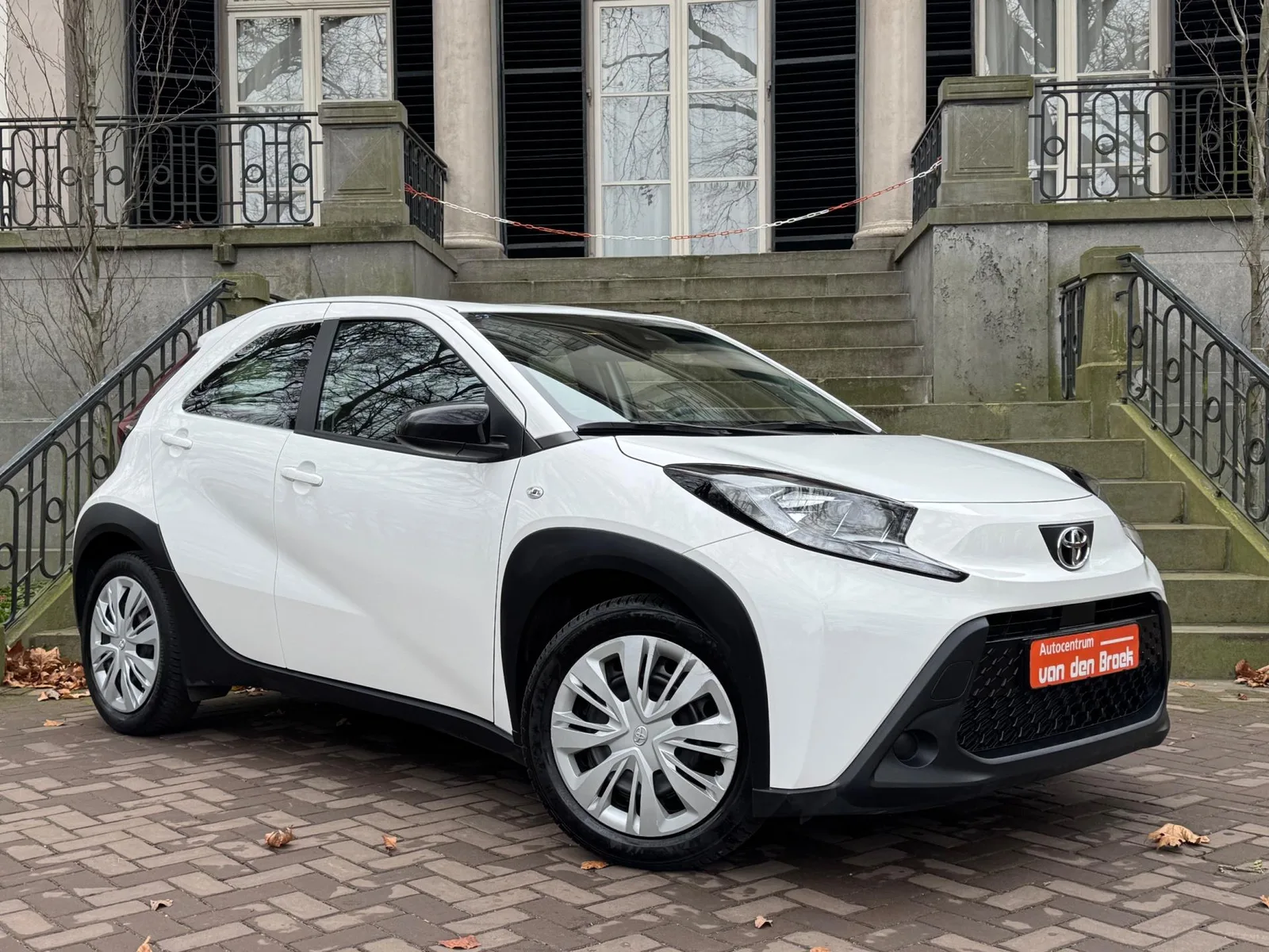Toyota Aygo X (2022) — foto 1