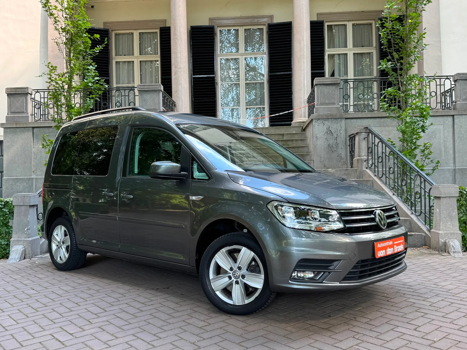 Volkswagen Caddy (2018) — foto 1
