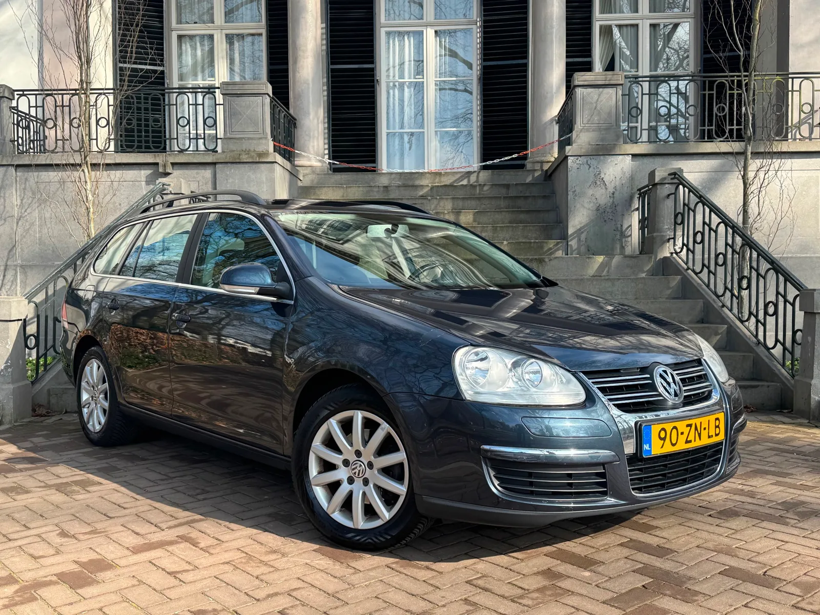 Volkswagen Golf (2008) — foto 1