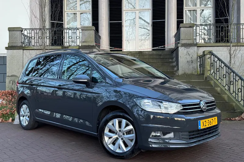 Volkswagen Touran (2019)