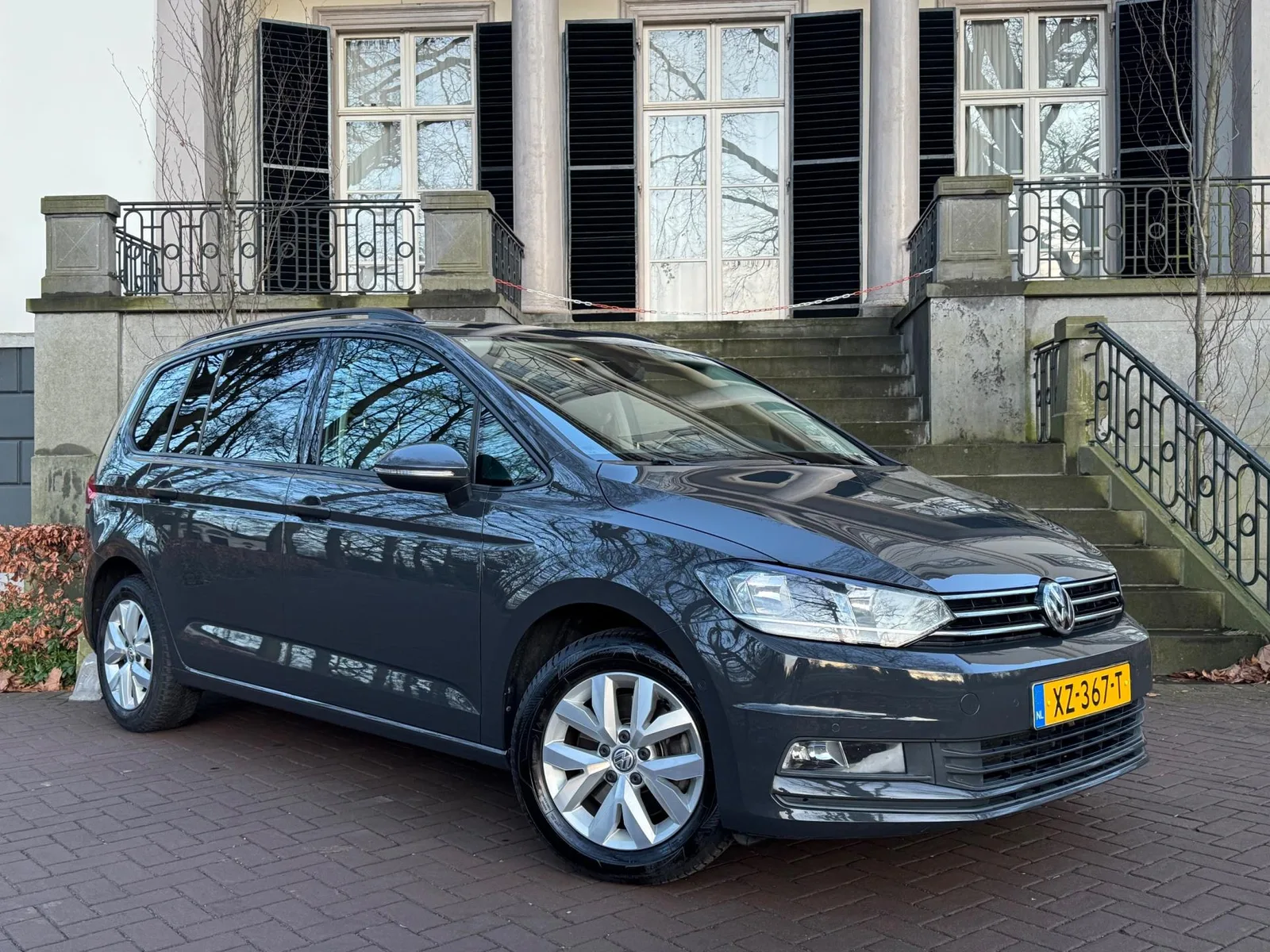 Volkswagen Touran (2019) — foto 1