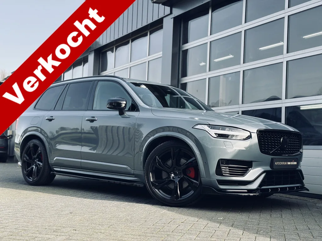 Volvo XC90 (2022) — foto 1