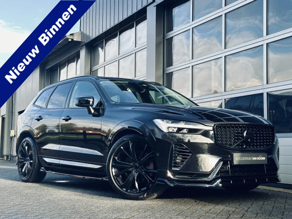 Volvo XC60 (2025) — foto 1