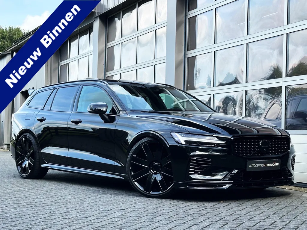 Volvo V60 (2025) — foto 1