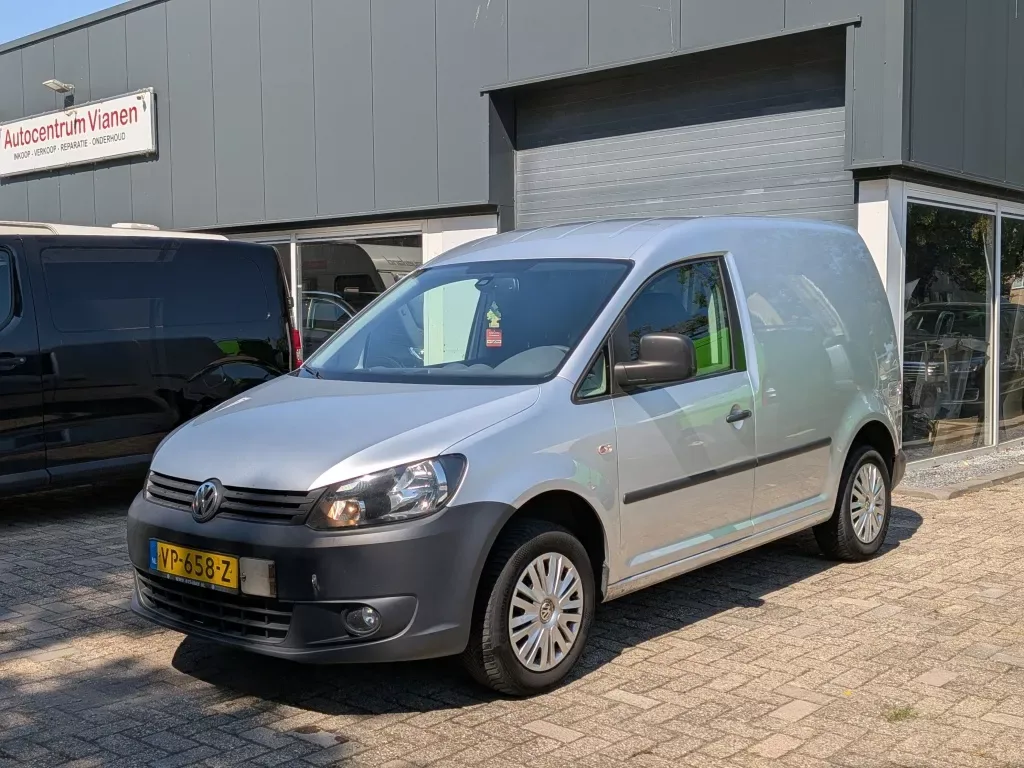 Volkswagen Caddy (2015) — foto 1