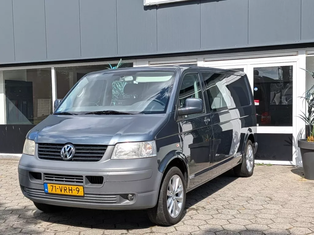 Volkswagen Transporter (2008) — foto 1