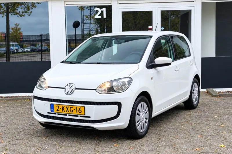 Volkswagen Up! (2013)