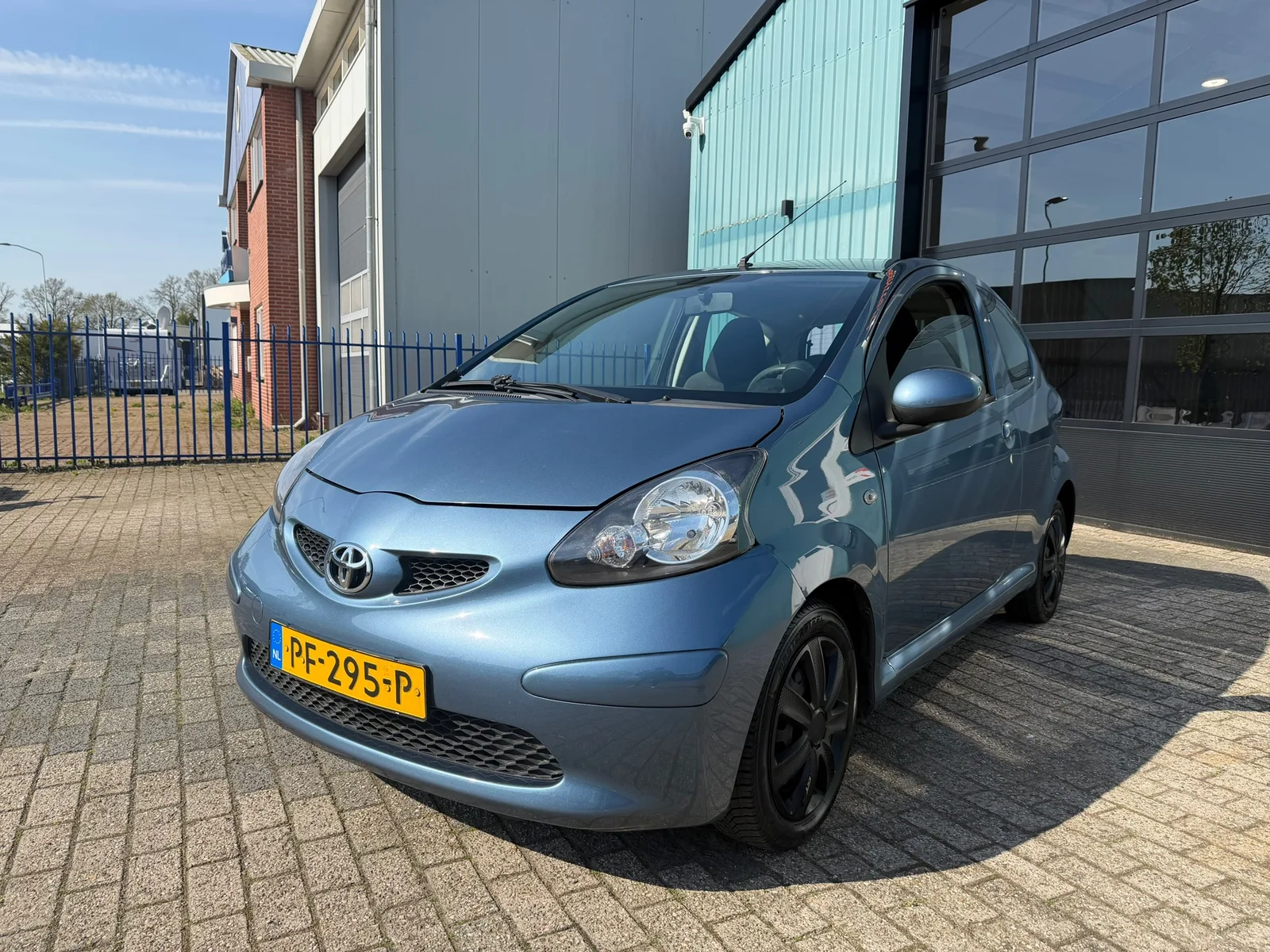 Toyota Aygo (2008) — foto 1