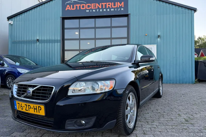 Volvo V50 (2008)