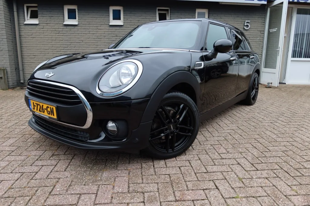 MINI Clubman (2017) — foto 1