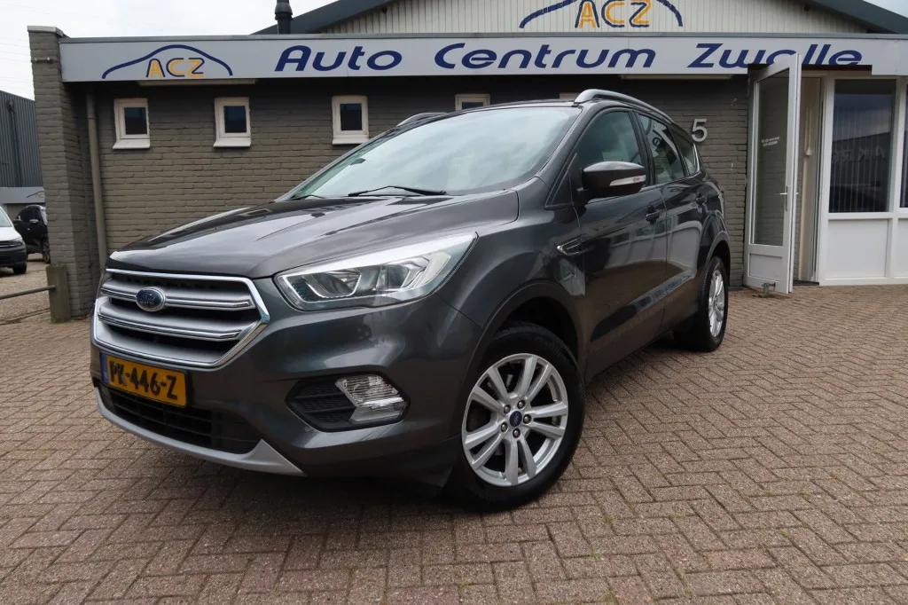 Ford Kuga (2017) — foto 1