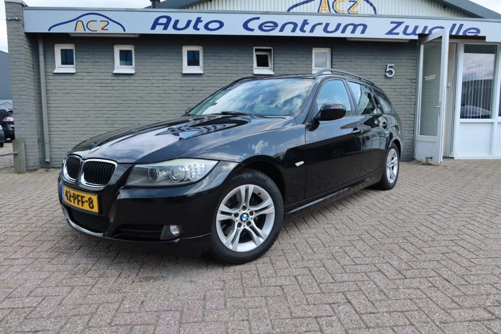 BMW 3-Serie (2011) — foto 1