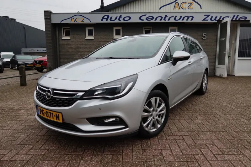 Opel Astra (2017)