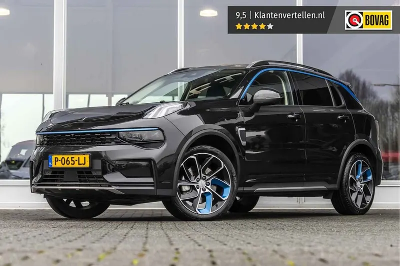 Lynk & Co 01 (2022)