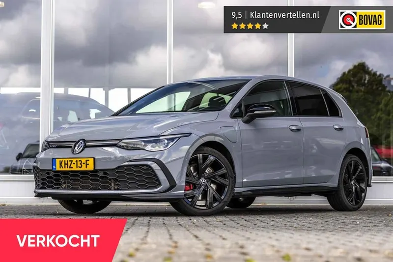 Volkswagen Golf (2022)