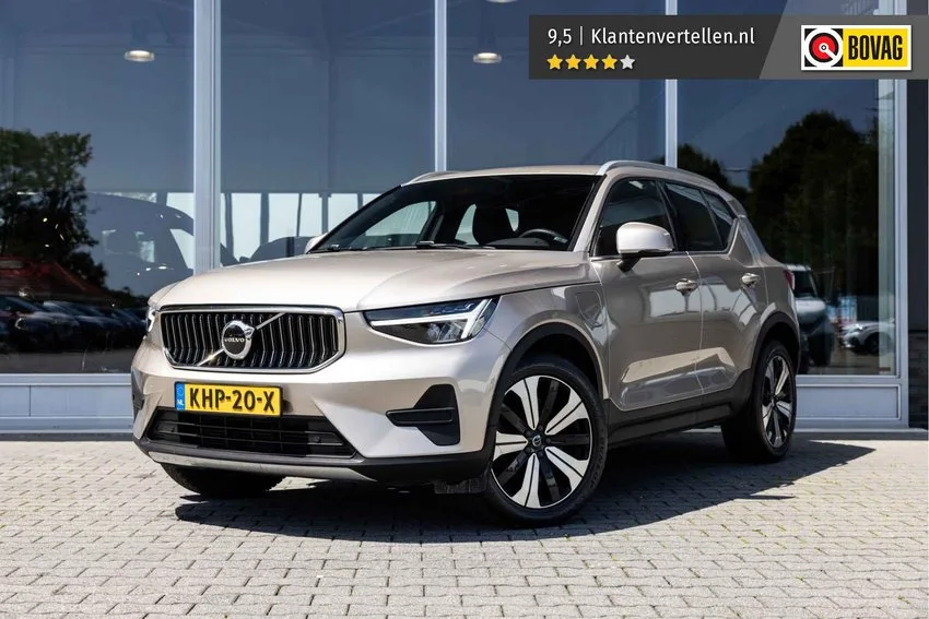Volvo XC40 (2022) — foto 1