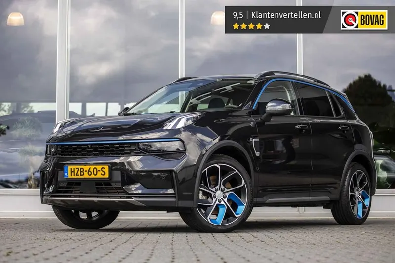 Lynk & Co 01 (2022)