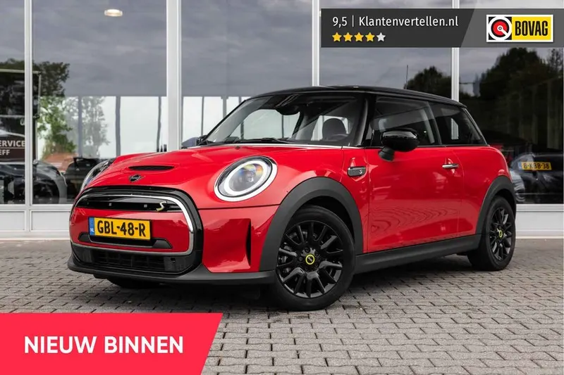 MINI Cooper (2022)