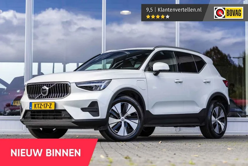 Volvo XC40 (2023) — foto 1