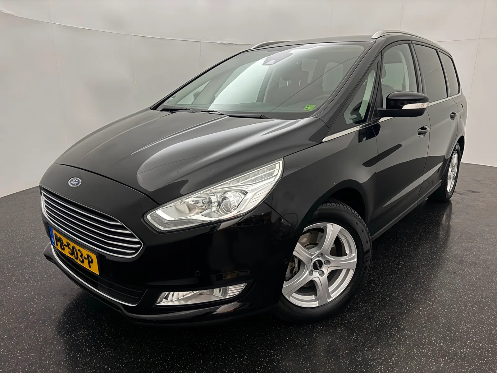 Ford Galaxy (2017) — foto 1
