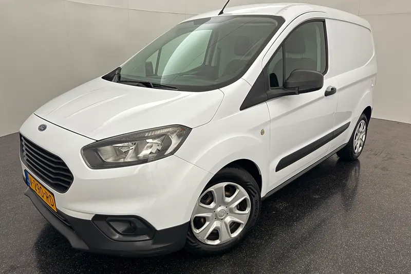 Ford Transit Courier (2018)
