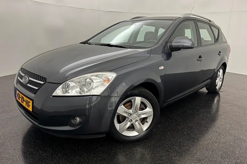 Kia Cee'd (2008)