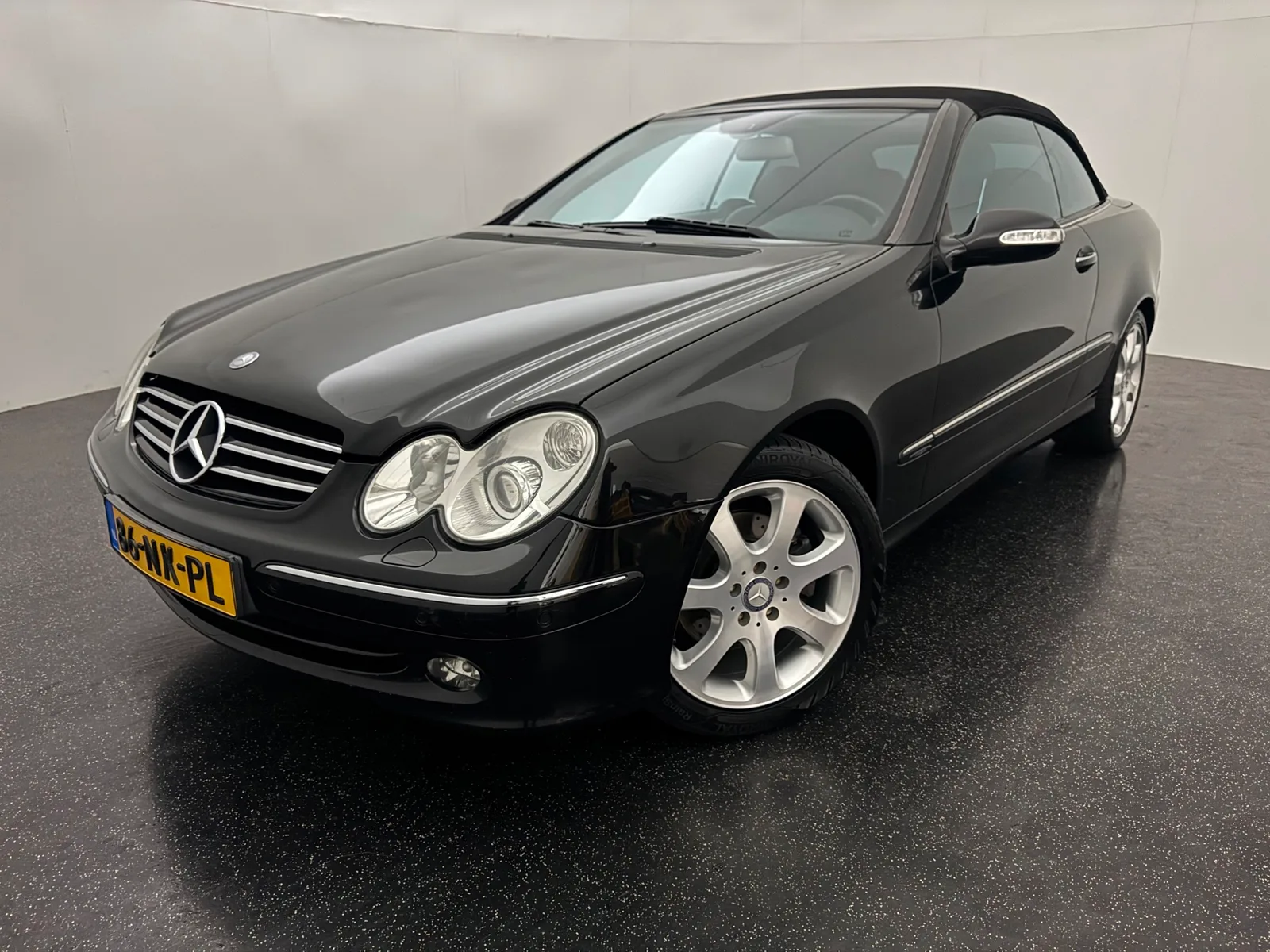 Mercedes-Benz CLK-Klasse (2003) — foto 1