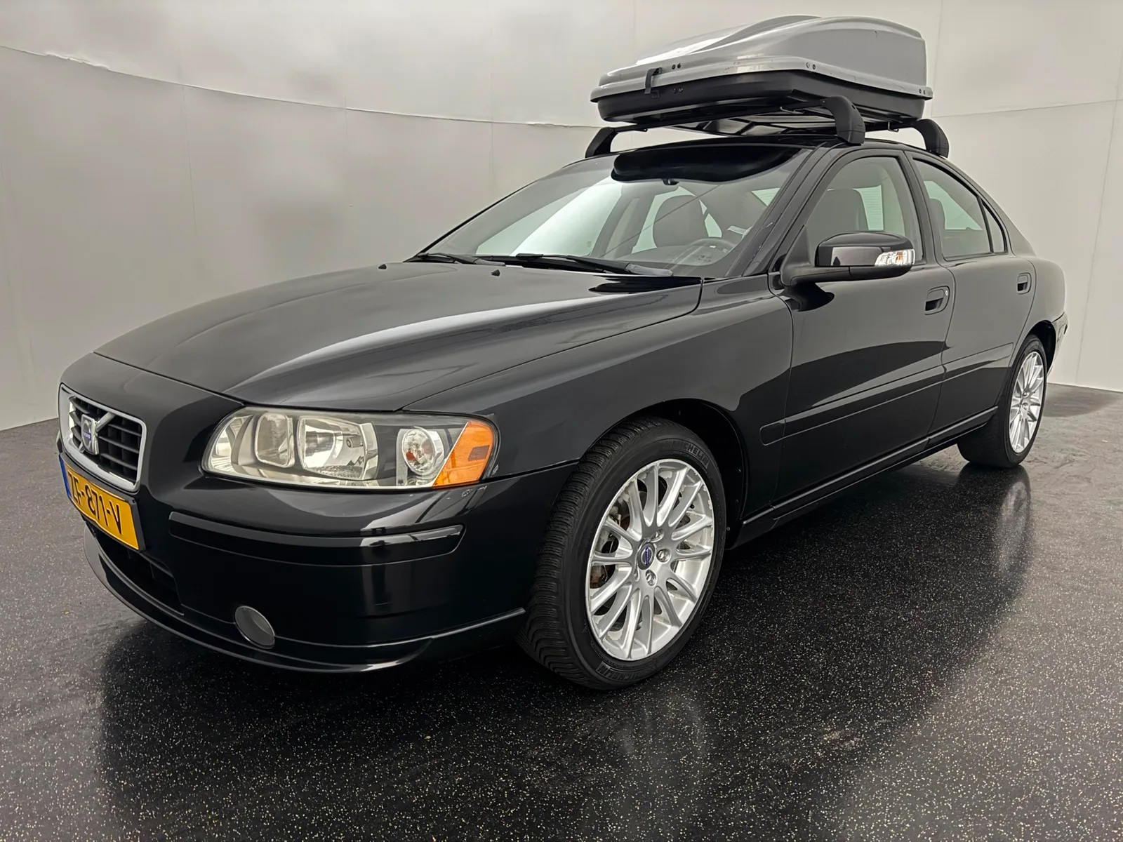 Volvo S60 (2008) — foto 1
