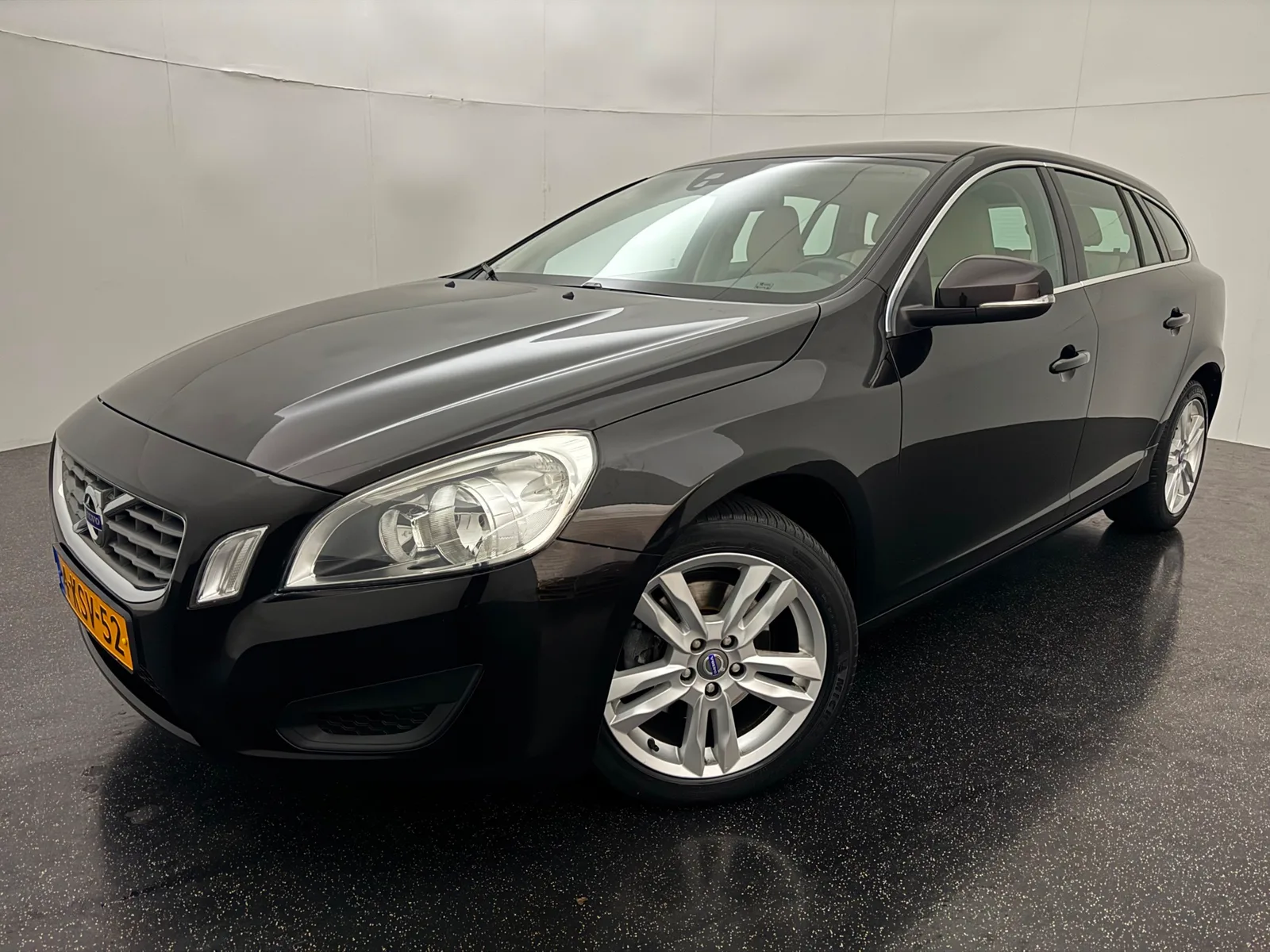 Volvo V60 (2013) — foto 1