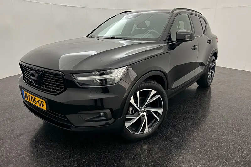 Volvo XC40 (2021)