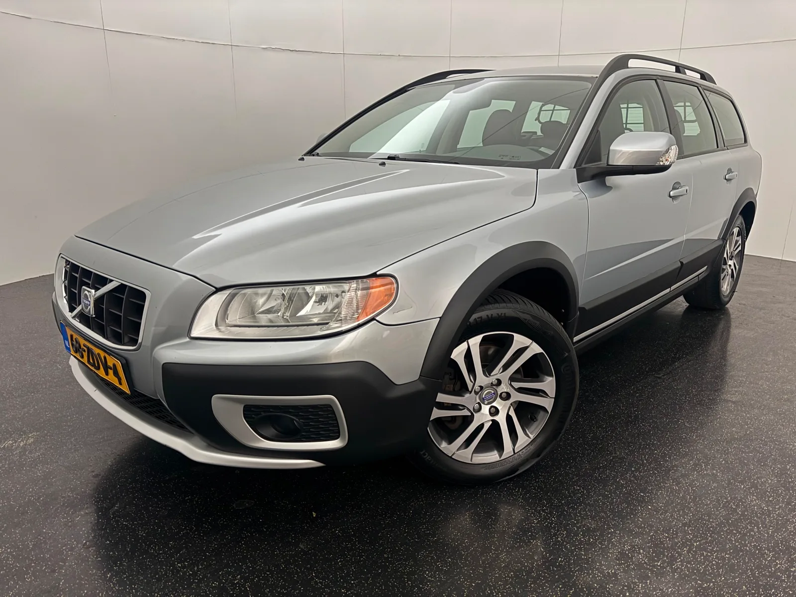Volvo XC70 (2009) — foto 1