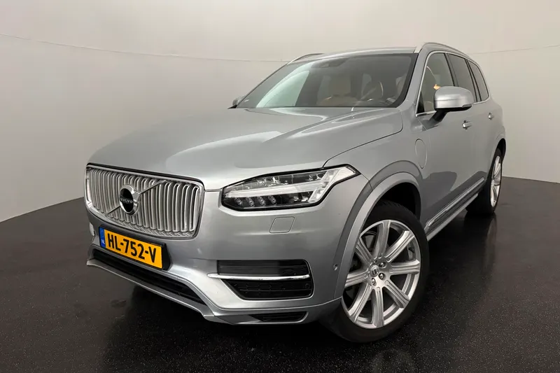 Volvo XC90 (2015)
