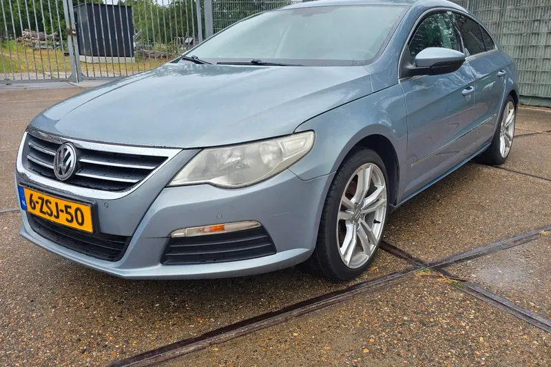 Volkswagen Passat (2008)