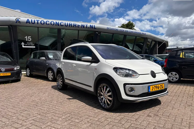 Volkswagen Up! (2013)